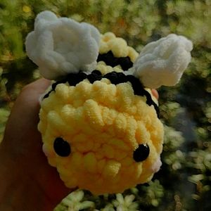 Handmade crochet bee